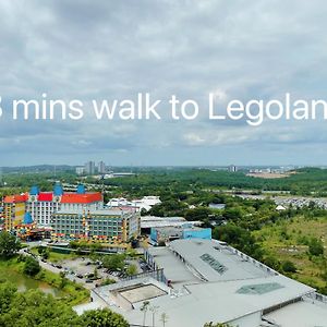 Legoland-3Min Walk-Afiniti Medini 2Br With Bathtub -9Pax-Mini Playground Appartement Johor Bahru Exterior photo