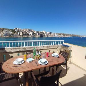Blue Harbour Seafront Penthouse With Large Terrace With Panoramic Sea Views - By Getawaysmalta Appartement St. Paul's Bay Exterior photo
