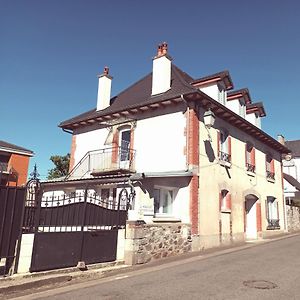 Le Miraillet, Gite Villa Saint-Illide Exterior photo