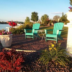 Lakeside Hideaway With Views Of The Rockies Appartement Arvada Exterior photo