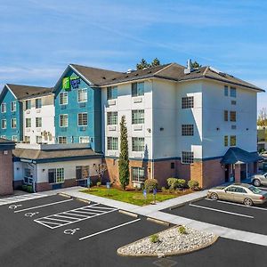 Holiday Inn Express Hotel & Suites Portland - Jantzen Beach, An Ihg Hotel Exterior photo