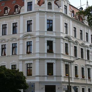 Gaestehaus Lisakowski Pension Am Brautwiesenpark Hotel Görlitz Exterior photo