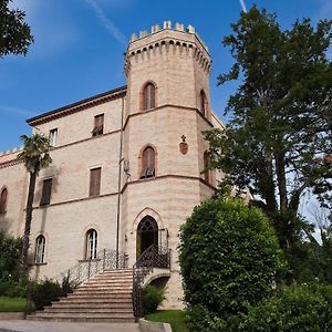 Castello Montegiove Hotel Fano Exterior photo