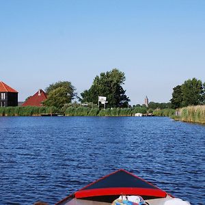 Hoeve Meerzicht Bed and Breakfast Monnickendam Exterior photo