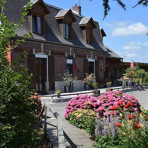 Le Clos Du Clocher Bed and Breakfast Gueudecourt Exterior photo