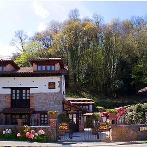 Casa Ortiz Pension Soto De Cangas Exterior photo