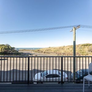 Beachfront Haven Appartement Christchurch Exterior photo