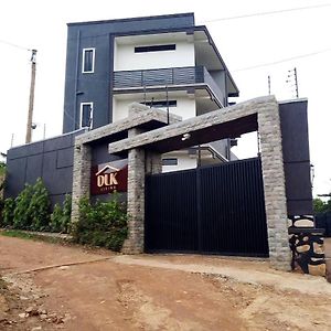 Dlk Living Appartement Kira Exterior photo