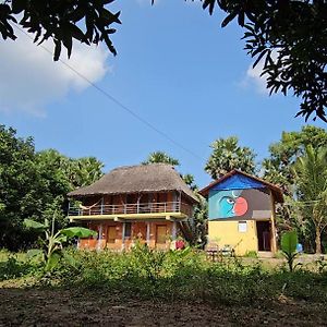 Time Travellers Farm Stay Auroville Exterior photo