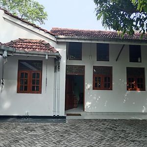 Shalom Residencies Appartement Negombo Exterior photo