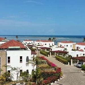 Sultan Palace Beach Home- Ahsan Mombassa Exterior photo