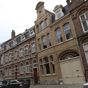 La Porte Cochere Ieper Exterior photo