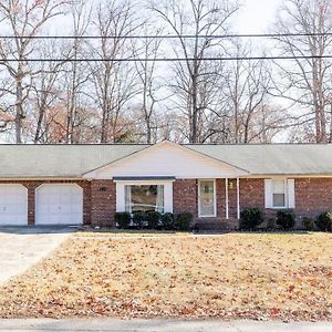 Beautiful Home. W/Hot Tub. Great Location Taylors Exterior photo