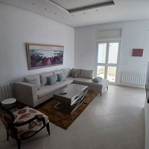 Peaceful View Cite Ennassr Appartement Ariana Exterior photo