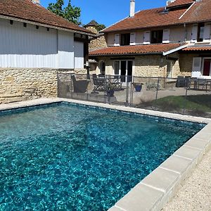 Le Saint-Hilaire Bed and Breakfast Exterior photo