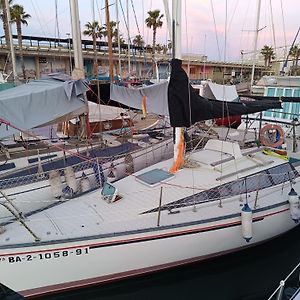 Experience On A Sailboat To Sleep Hotel Sant Adria de Besos Exterior photo