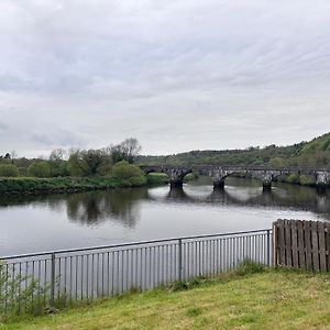 Behind The River Appartement Cappoquin Exterior photo