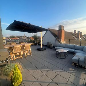 Penthouse With Awesome Terrace And Free Parking Appartement Kortrijk Exterior photo