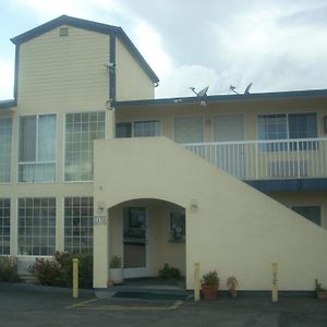 Economy Inn Seaside Exterior photo