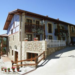 Viviendas Rurales Pena Sagra Pension Cahecho Exterior photo