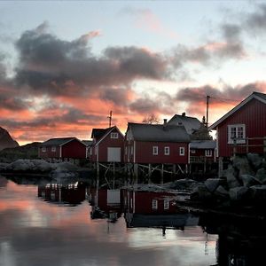 Svinoya Rorbuer Hotel Svolvær Exterior photo