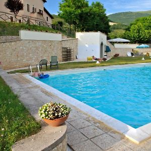 La Locanda Del Collaccio Pension Preci Exterior photo