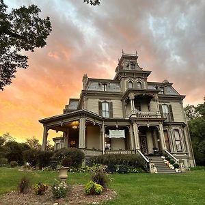 Garth Woodside Mansion Bed And Breakfast Hannibal Exterior photo