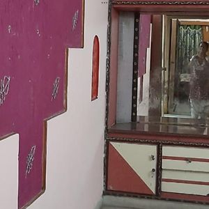 Sree Satya Nivas Opp. Sbi Srinagar Vizag Appartement Visakhapatnam Exterior photo