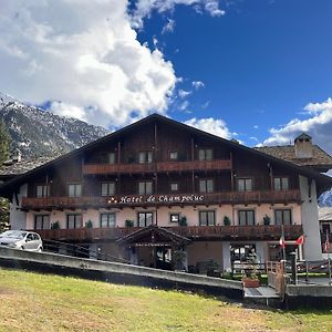 Hotel De Champoluc Exterior photo