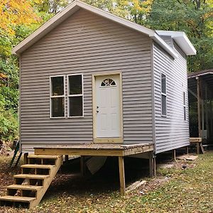 Bigger On The Inside - Tiny House With 20 Acres Villa Luther Exterior photo