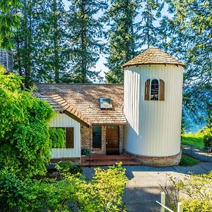 Fairyland Cottage, Waterfront, Beach, Kayak, Hot Tub Poulsbo Exterior photo