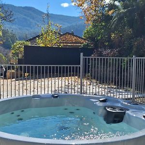 Private Spa Retreat With Amazing Views Villa Warburton Exterior photo