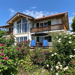 Haus Chiemsee-Blick Appartement Gstadt am Chiemsee Exterior photo