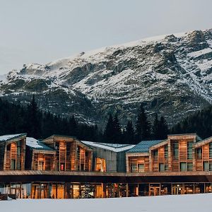 Aethos Monterosa Hotel Champoluc Exterior photo