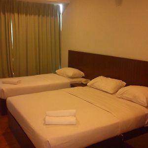 Li Garden Hotel Pasir Gudang Room photo