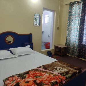 Dal Point View Hotel Srīnagar Room photo