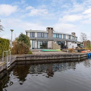 Luxe Vakantiehuis Aan Het Water, Lemmer Villa Room photo