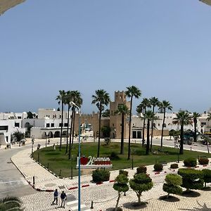 Charmant Bungalow Avec Vue Panoramique Sur Le Port De Kantaoui A Sousse Appartement Exterior photo