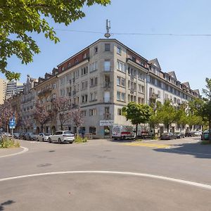 Downtown Deluxe Studio With Queen Bed Be-26 Appartement Zürich Exterior photo