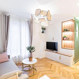 Guestready - Paris Delight Near The Metro Station Appartement Clichy Exterior photo