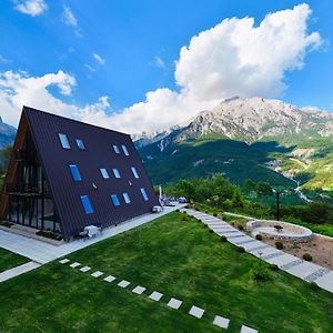 Vidis Chalet Hotel Theth Exterior photo