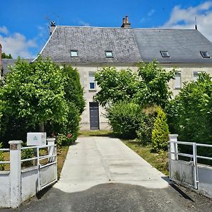 La Maison Du Bourg Joly Bourgueil Exterior photo