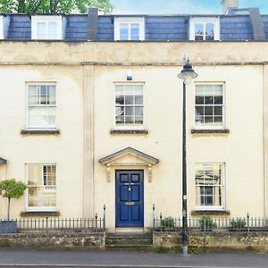 Spacious Townhouse Private Parking Central Wells Villa Exterior photo