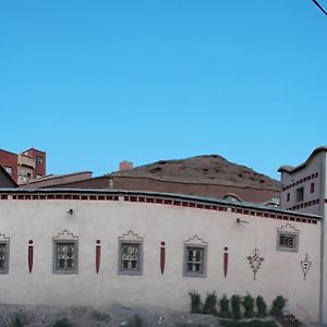 Dar Laayoune Hotel Kelaat-M'Gouna Exterior photo