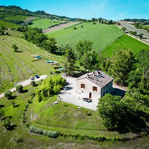 Il Casale Di Giovanna Pension Offida Exterior photo