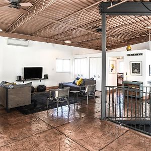 Downtown Loft In Heart Of Vibrant Railyard Villa Santa Fe Exterior photo