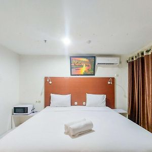 Good And Restful Studio Appartement Medan Exterior photo