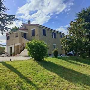 La Casa Del Duca Pension Montalto delle Marche Exterior photo