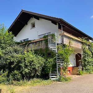 Gemuetliche Dachwohnung Am Tor Zum Schwarzwald Bischweier Exterior photo