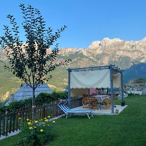 Tom Shyti Hotel Shkodër Exterior photo